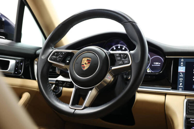 2018 Porsche Panamera