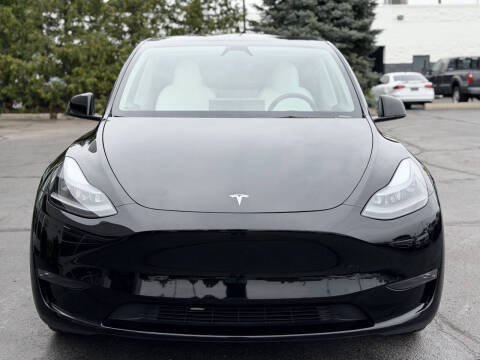 2024 Tesla Model Y Long Range