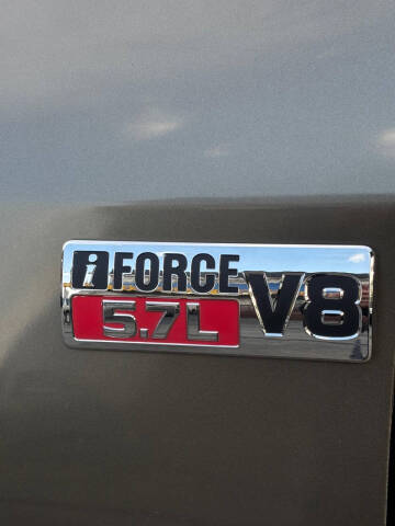 2012 Toyota Tundra Grade