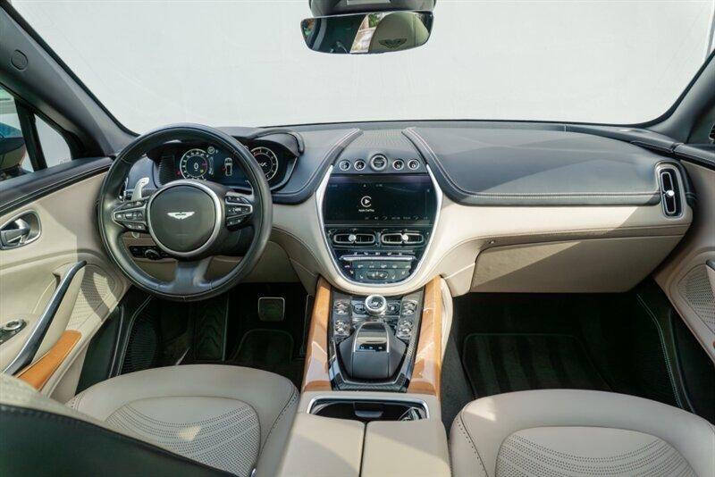 2023 Aston Martin DBX 707