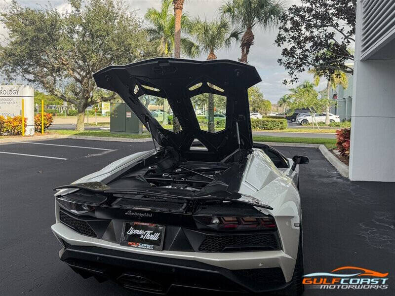 2018 Lamborghini Aventador LP 740-4 S