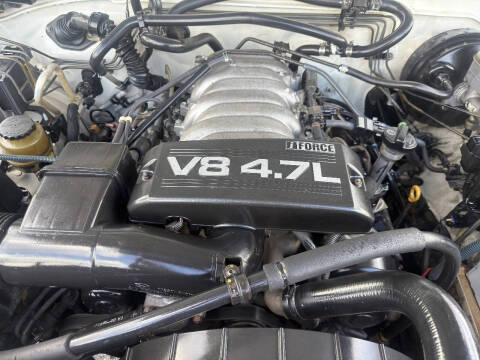 2003 Toyota Sequoia SR5