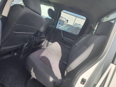 2011 Nissan Titan SV