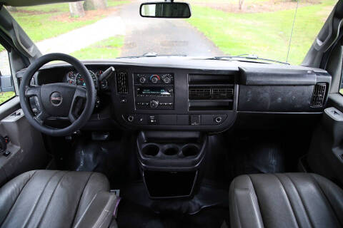 2018 GMC Savana 2500