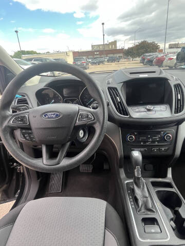 2017 Ford Escape SE