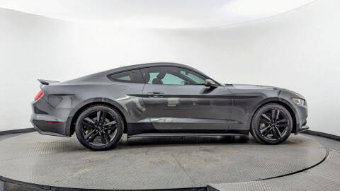 2016 Ford Mustang EcoBoost Premium