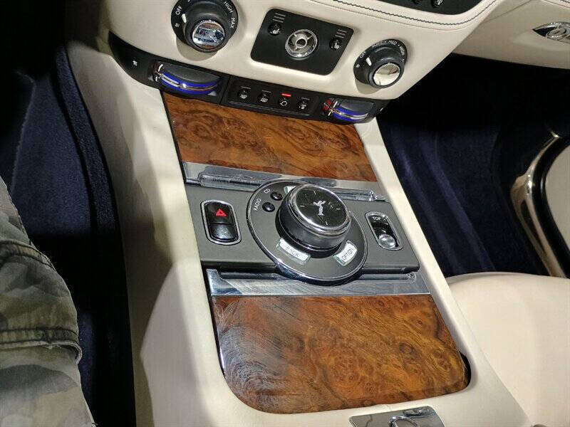 2016 Rolls-Royce Dawn 62