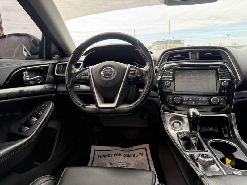 2020 Nissan Maxima Platinum