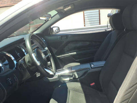 2013 Ford Mustang V6