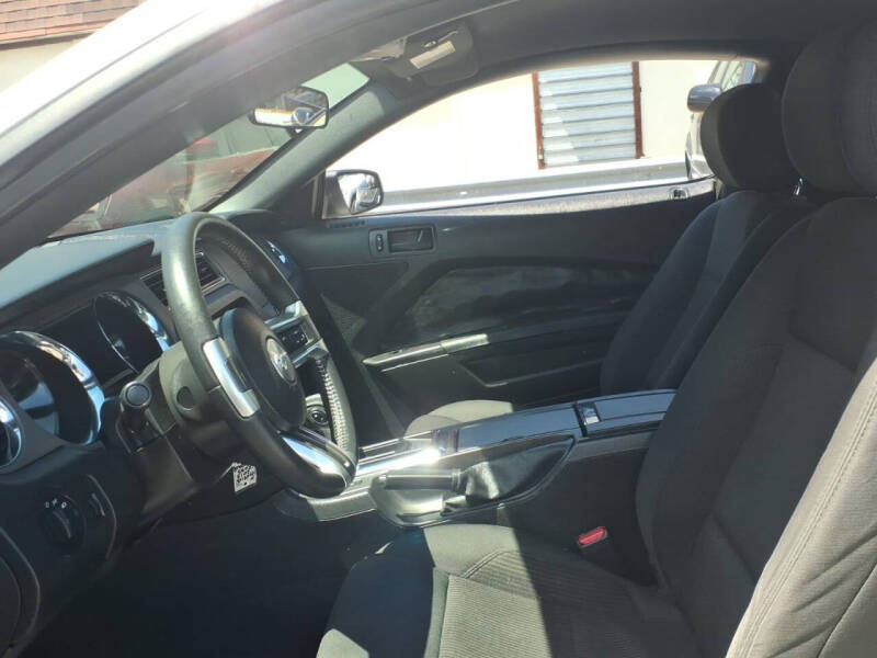 2013 Ford Mustang V6