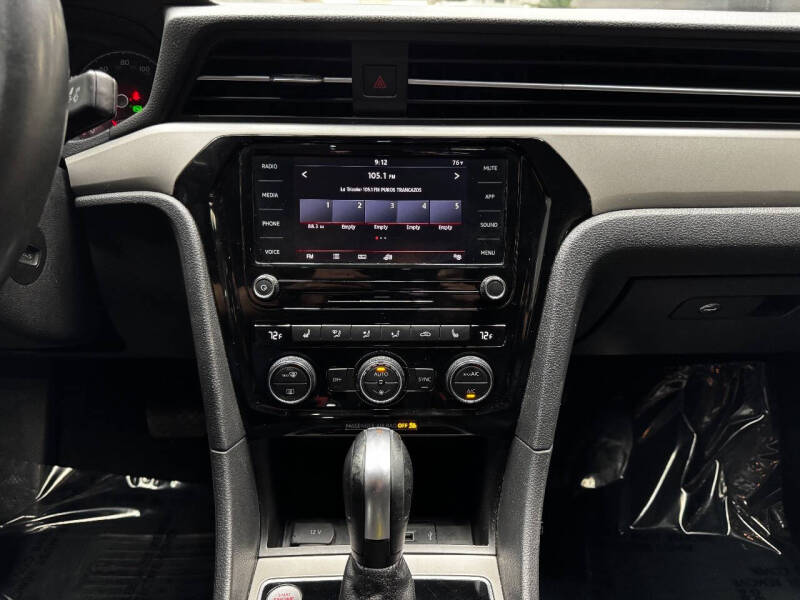 2021 Volkswagen Passat SE