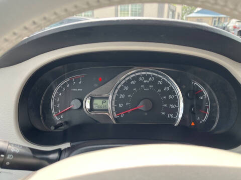 2014 Toyota Sienna SE 8-Passenger