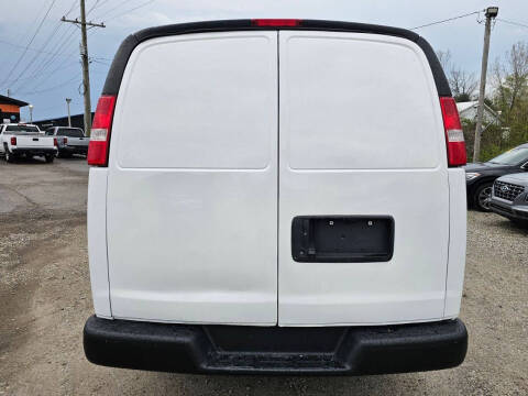 2021 Chevrolet Express 2500