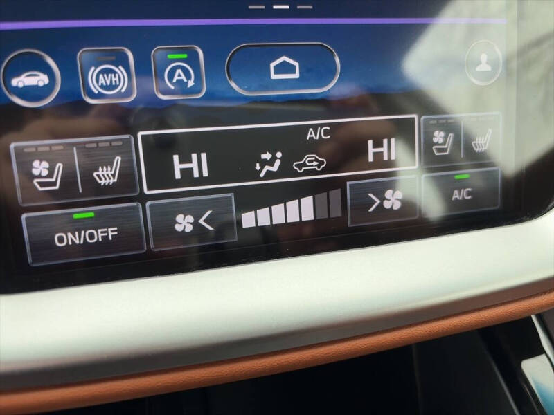 2022 Subaru Legacy Touring XT