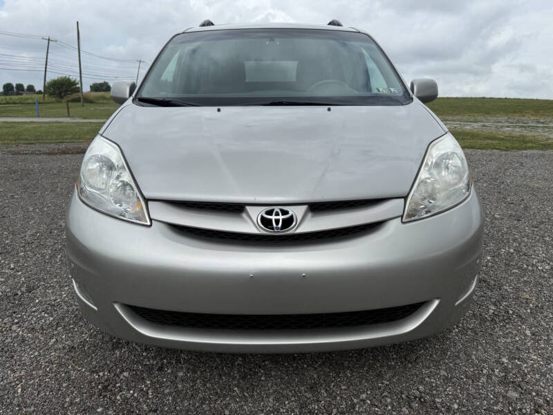 2010 Toyota Sienna XLE