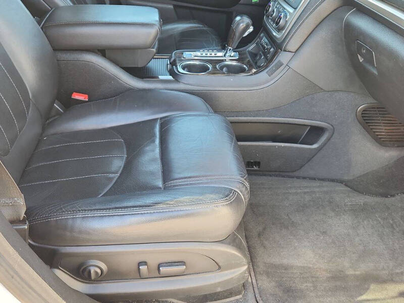 2016 GMC Acadia Denali