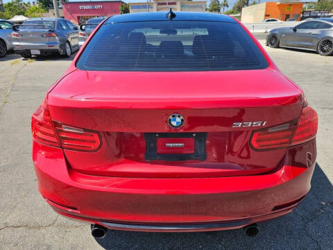 2012 BMW 3 Series 335i