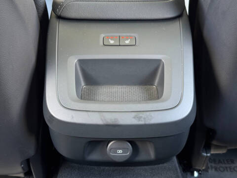 2024 Volvo S60 B5 Plus Dark Theme