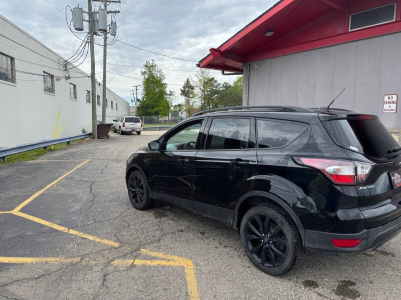 2017 Ford Escape SE