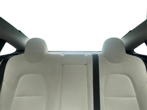 2019 Tesla Model 3 Standard Range Plus