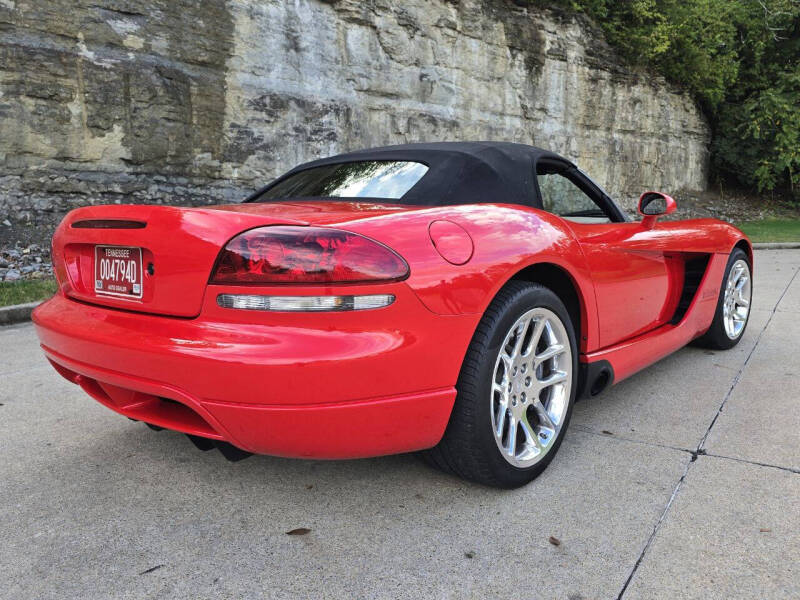2003 Dodge Viper SRT-10