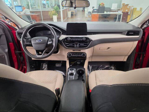 2021 Ford Escape SE