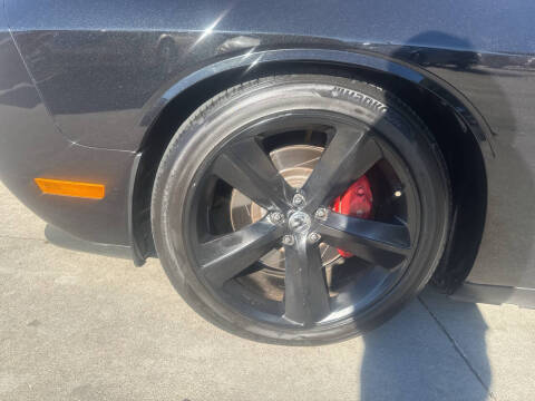2009 Dodge Challenger SRT8