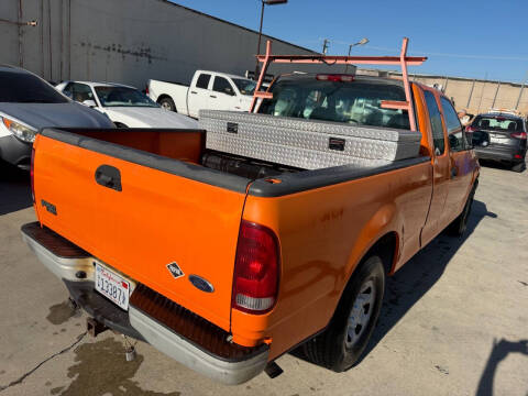 2000 Ford F-150 XL