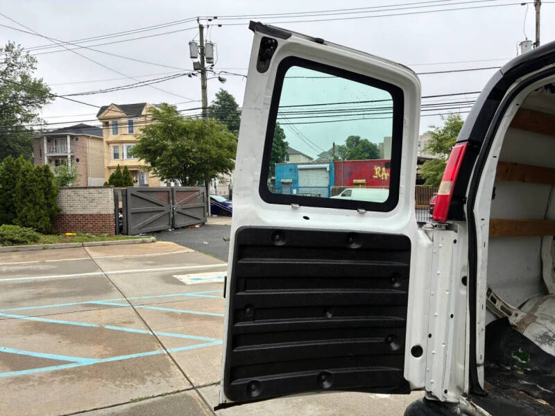 2015 Chevrolet Express 2500