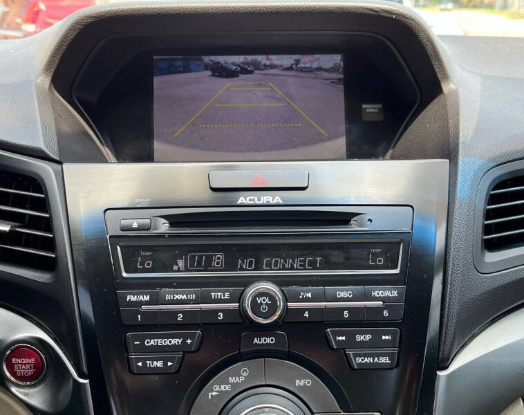 2014 Acura ILX 2.0L w/Tech