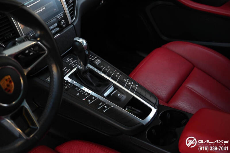 2018 Porsche Macan S