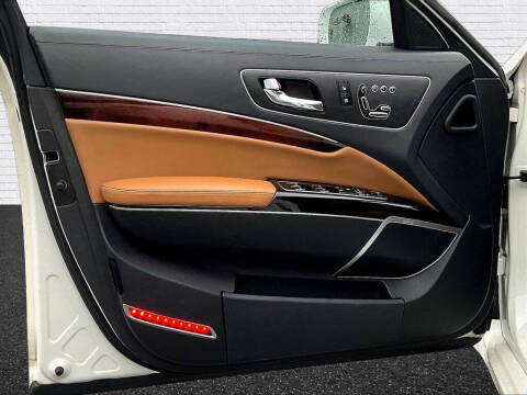 2017 Kia K900 Luxury V6