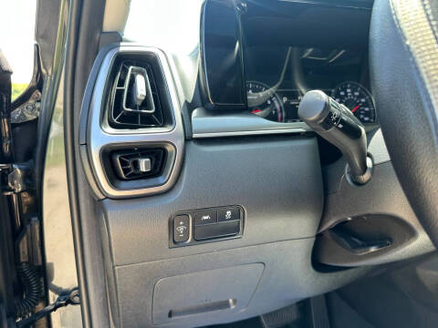 2022 Kia Sorento S