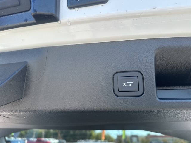 2026 Chevrolet Equinox EV LT 2