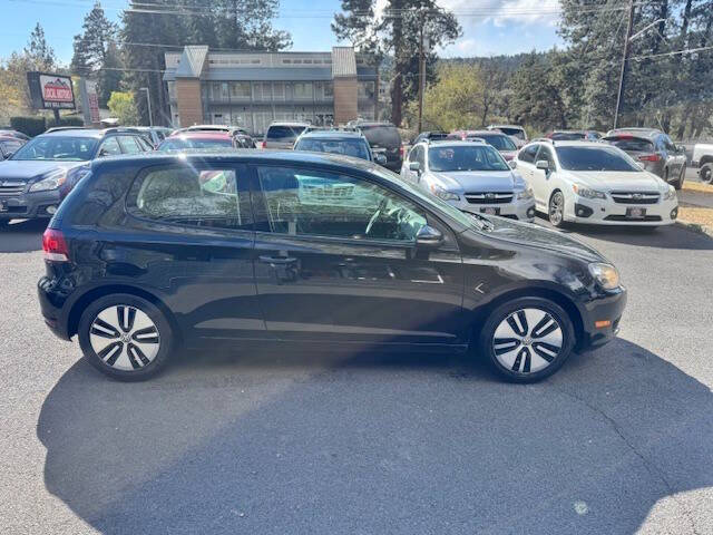 2013 Volkswagen Golf 2.5L PZEV