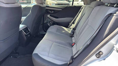 2023 Subaru Outback Premium