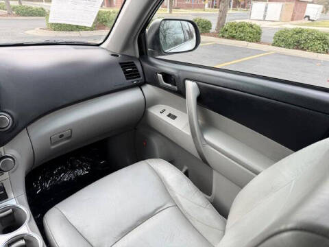 2012 Toyota Highlander SE