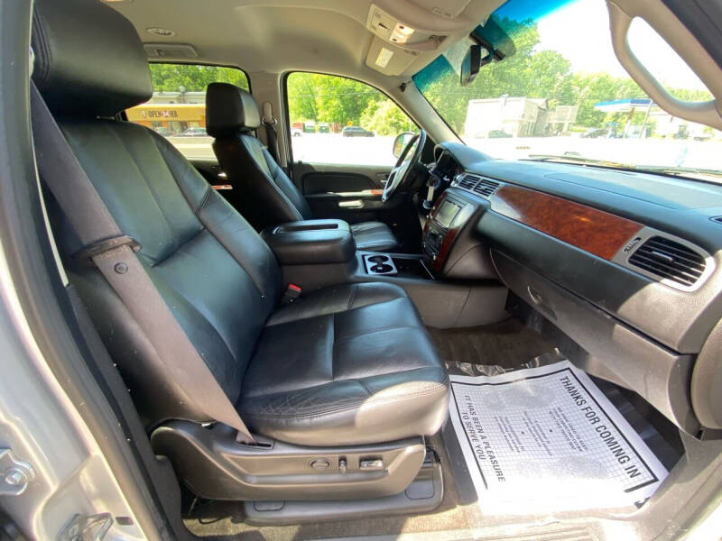 2012 Chevrolet Suburban LT