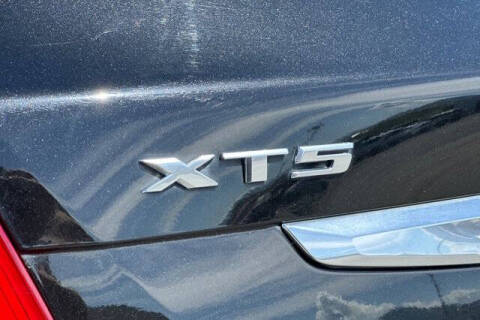 2018 Cadillac XT5 Platinum