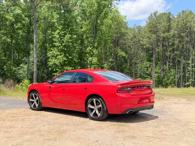 2017 Dodge Charger SE