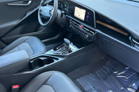 2025 Kia Niro EX