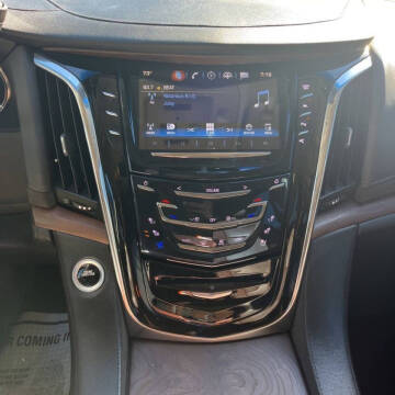 2018 Cadillac Escalade Premium Luxury