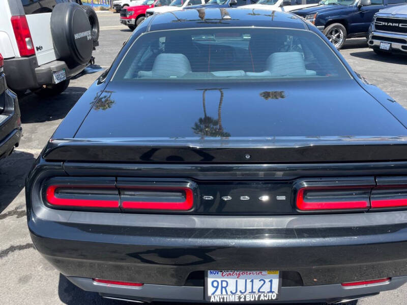 2019 Dodge Challenger SXT