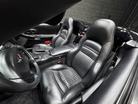 2004 Chevrolet Corvette