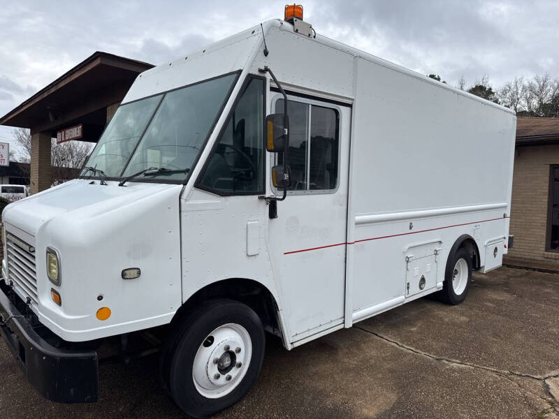2012 Freightliner MT45 Chassis