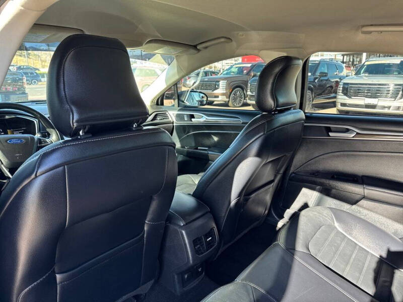 2017 Ford Fusion Energi SE Luxury