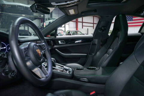 2018 Porsche Panamera 4S