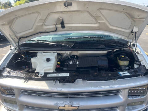 2001 Chevrolet Express G2500