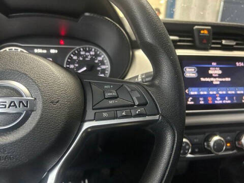 2022 Nissan Versa SV