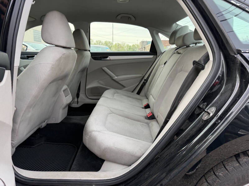 2016 Volkswagen Passat 1.8T S